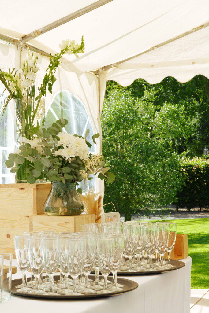 Mariage dans le grand jardin