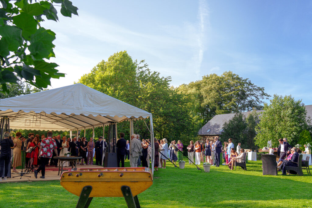 Mariage dans le grand jardin